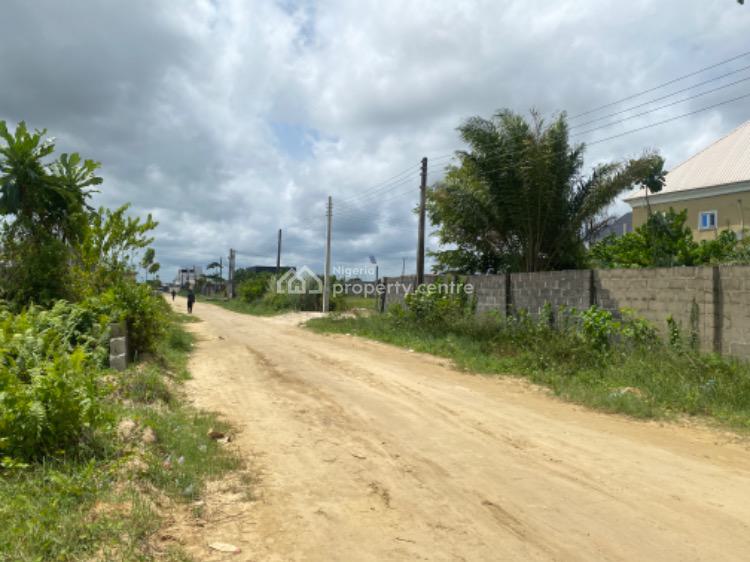 Distress Land in a Well Developed Axis, Onishon Phase 2 / Opposite Total Gas Station, Ibeju Lekki, Lagos, Land for Sale