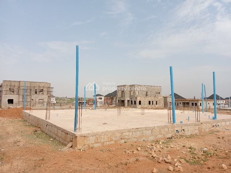 For Sale Estate Land Measuring 600sqm Beside River Park Estate, Seman