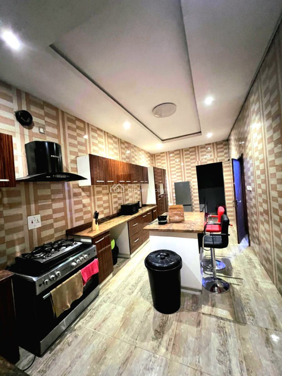 a 4 Bedroom Spacious and Stylish Home, Roxbury Leisure Home Estate, Ikota, Lekki, Lagos, Flat / Apartment Short Let