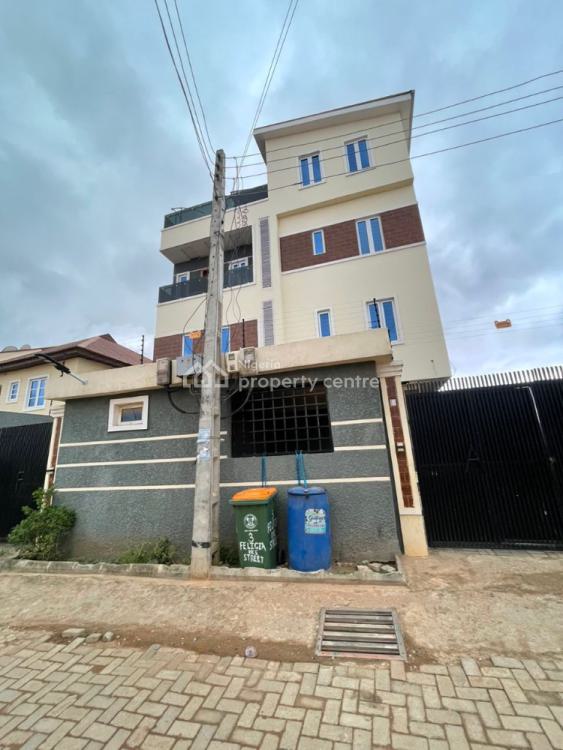 For Sale 3 Bedroom Isheri, Magodo, Lagos 3 Beds, 3 Baths