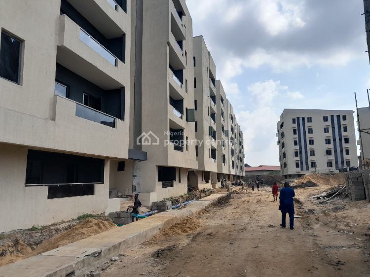 2 Bedrooms Apartment, Michael Ogun Street, Surulere, Lagos, Flat / Apartment for Sale