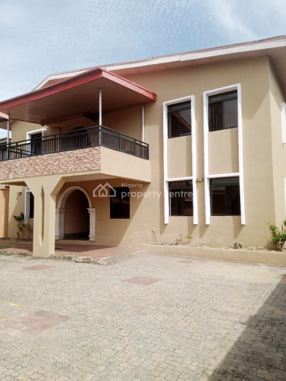 For Rent Six Bedroom Duplex Apartment, Thomas Estate, Ado, Ajah, Lagos 6 Beds, 6 Baths (Ref