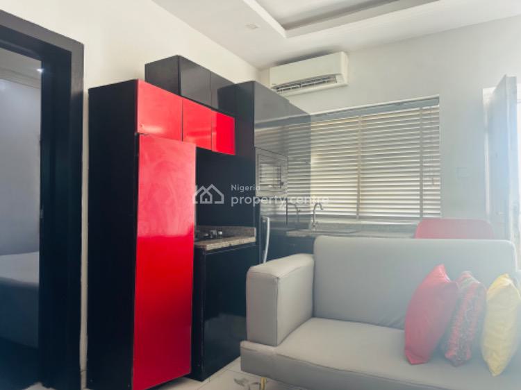 One Bedroom, Lekki Phase 1, Lekki, Lagos, Mini Flat (room and Parlour) for Rent