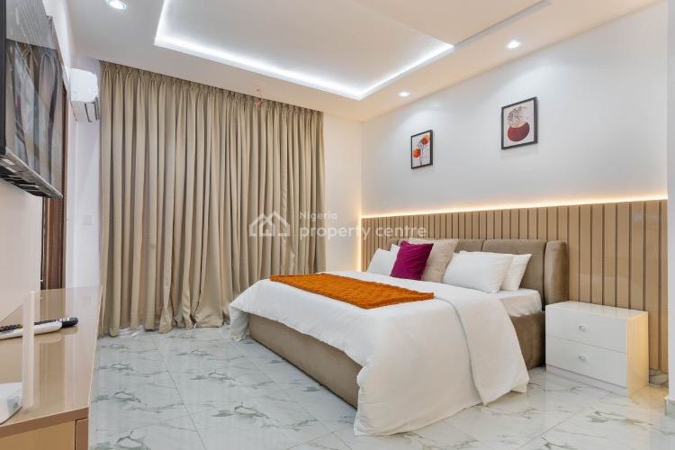 2 Bedroom Luxury Apartment, Periwinkle Estate, Lekki Phase 1, Lekki, Lagos, House Short Let