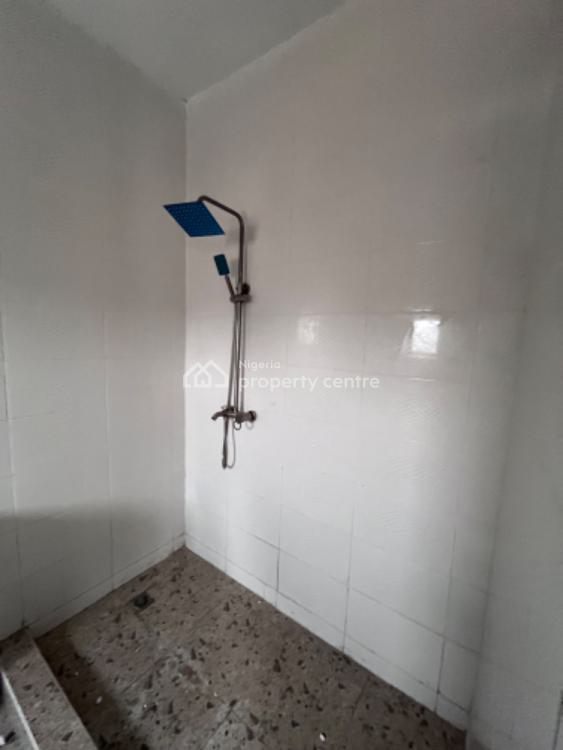 Massive 3 Bedrooms Flat with Bq, Life Camp, Abuja, Flat / Apartment for Sale