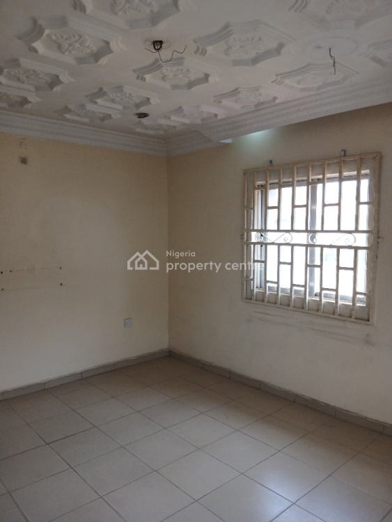 Standard 3 Bedrooms Flat Within a Serene Environment, Utako, Abuja, Flat / Apartment for Rent