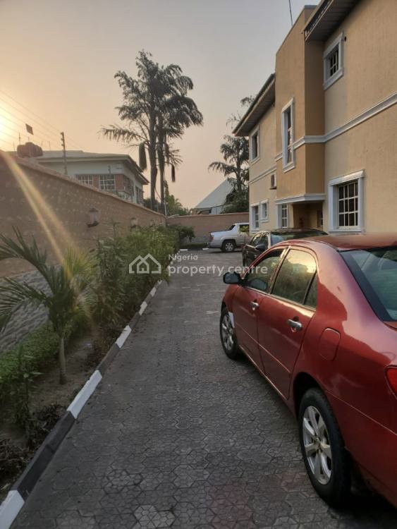 1 Bedroom Apartment, Aare Adedeji Str Off Oladimeji Alo Str Off Freedom Road, Lekki Phase 1, Lekki, Lagos, Mini Flat (room and Parlour) for Rent