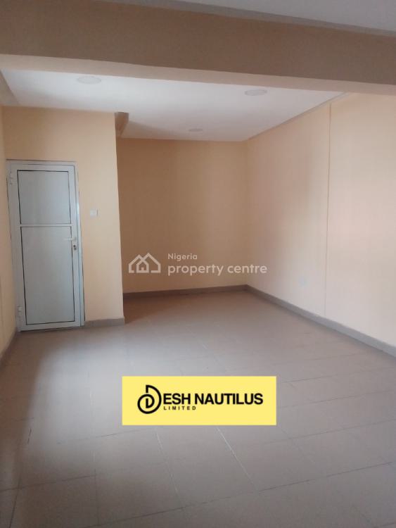 25 Square Metres, Victoria Island (vi), Lagos, Shop for Rent