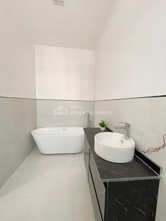 Luxury House, Lekki Phase 2, Lekki, Lagos, Semi-detached Duplex for Sale