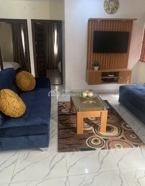 2 Bedroom Deluxe Flat, Gra Phase 2, Magodo, Lagos, Flat / Apartment Short Let
