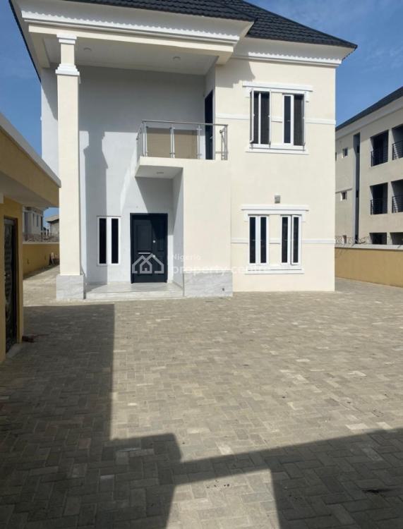 Lovely 5 Bedroom Duplex with 4 Portable Room Bq (700sqm Plot), Lekki Phase 1, Lekki, Lagos, Detached Duplex for Sale
