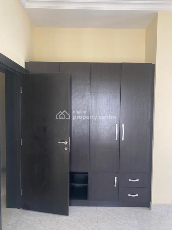 Lovely 5 Bedroom Duplex with 4 Portable Room Bq (700sqm Plot), Lekki Phase 1, Lekki, Lagos, Detached Duplex for Sale