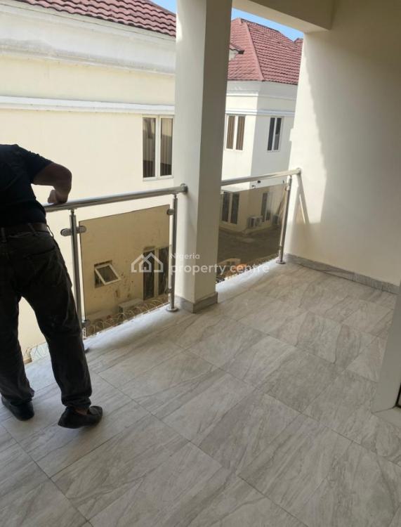 Lovely 5 Bedroom Duplex with 4 Portable Room Bq (700sqm Plot), Lekki Phase 1, Lekki, Lagos, Detached Duplex for Sale