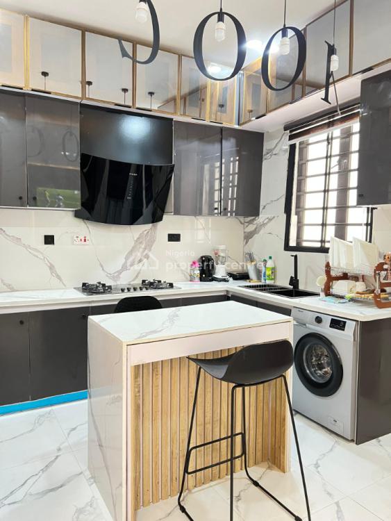 Luxurious 4 Bedroom Terrace, Chevron Lekki Lagos, Lekki, Lagos, Flat / Apartment Short Let