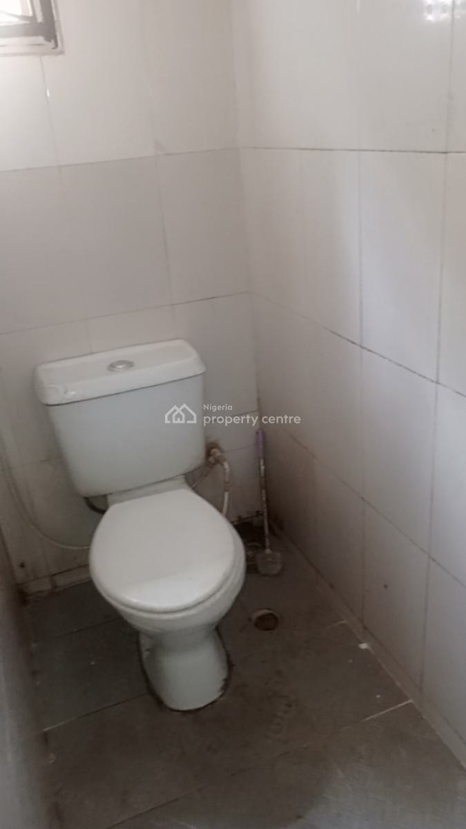 Neatly Renovated Mini Flat, Murphy Adetoro Street, Alpha Beach Road, Atlantic View Estate, Igbo Efon, Lekki, Lagos, Mini Flat (room and Parlour) for Rent