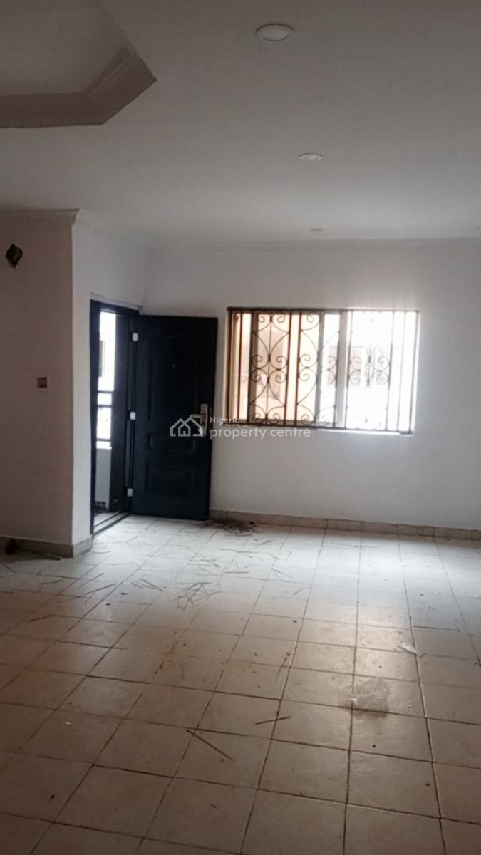 Neatly Renovated Mini Flat, Murphy Adetoro Street, Alpha Beach Road, Atlantic View Estate, Igbo Efon, Lekki, Lagos, Mini Flat (room and Parlour) for Rent