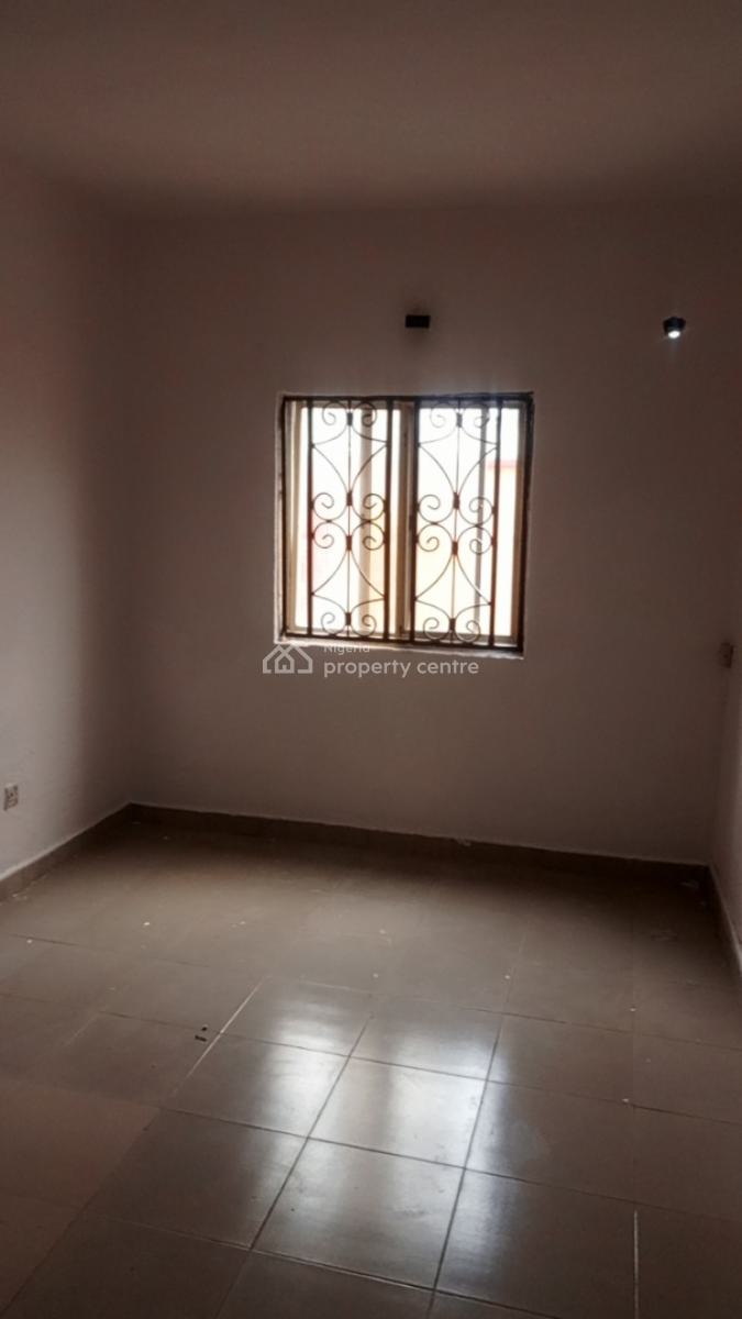 Neatly Renovated Mini Flat, Murphy Adetoro Street, Alpha Beach Road, Atlantic View Estate, Igbo Efon, Lekki, Lagos, Mini Flat (room and Parlour) for Rent