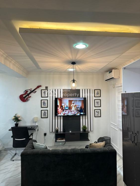 Luxury 1bedroom Apartment in a Serene Estate, Spar Road, Lekki, Lagos, Mini Flat (room and Parlour) Short Let