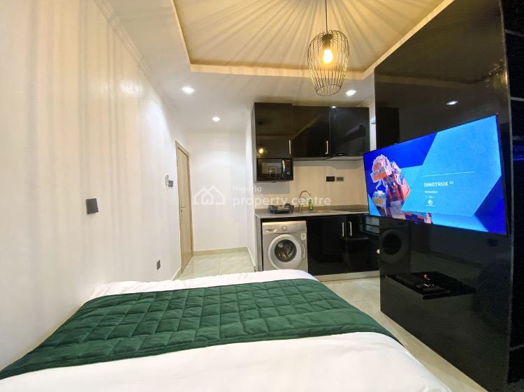 Luxury 1bedroom Apartment in a Serene Estate, Spar Road, Lekki, Lagos, Mini Flat (room and Parlour) Short Let