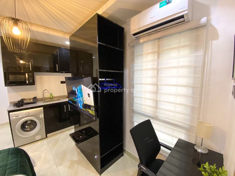 Luxury 1bedroom Apartment in a Serene Estate, Spar Road, Lekki, Lagos, Mini Flat (room and Parlour) Short Let