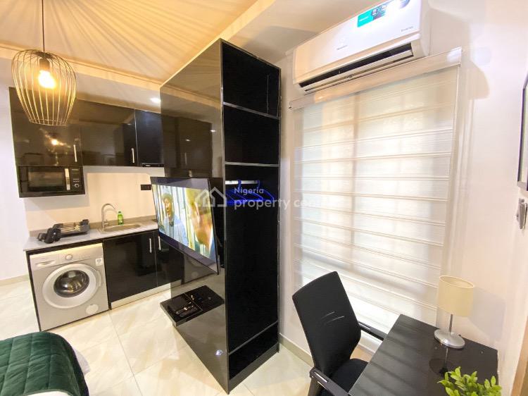 Luxury 1bedroom Apartment in a Serene Estate, Spar Road, Lekki, Lagos, Mini Flat (room and Parlour) Short Let