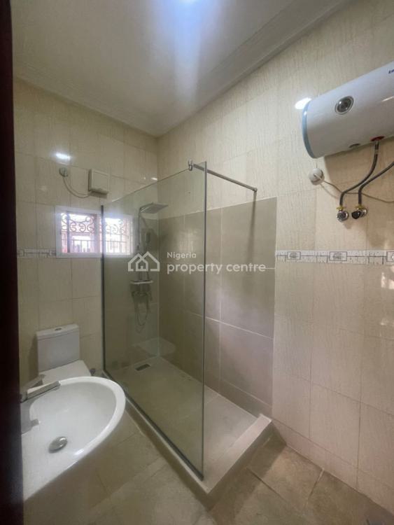 Serviced and Spacious Two Bedrooms Apartment, Asokoro District, Abuja, Flat / Apartment for Rent