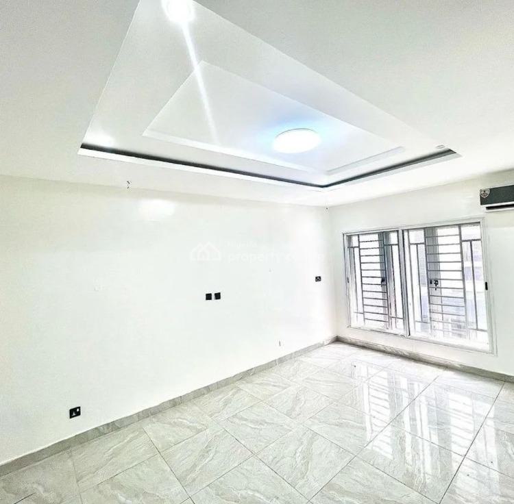 Exquisite 3 Bedroom Apartment, Lsdpc Estate Freedom Way, Lekki Phase 1, Lekki, Lagos, Flat / Apartment for Sale