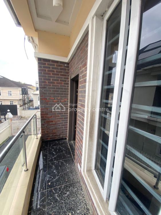 For Rent Luxuriou Mini Flat With Fitted Open Plan Kitchen In A Secured