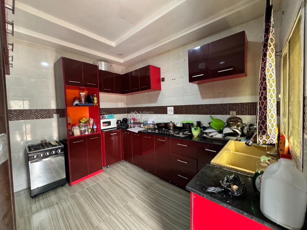 Upgraded 4 Bedrooms Duplex, Corner Unit, Lekki Paradise 2 Estate, By Chevron Alternative, Lekki Phase 1, Lekki, Lagos, Terraced Duplex for Sale