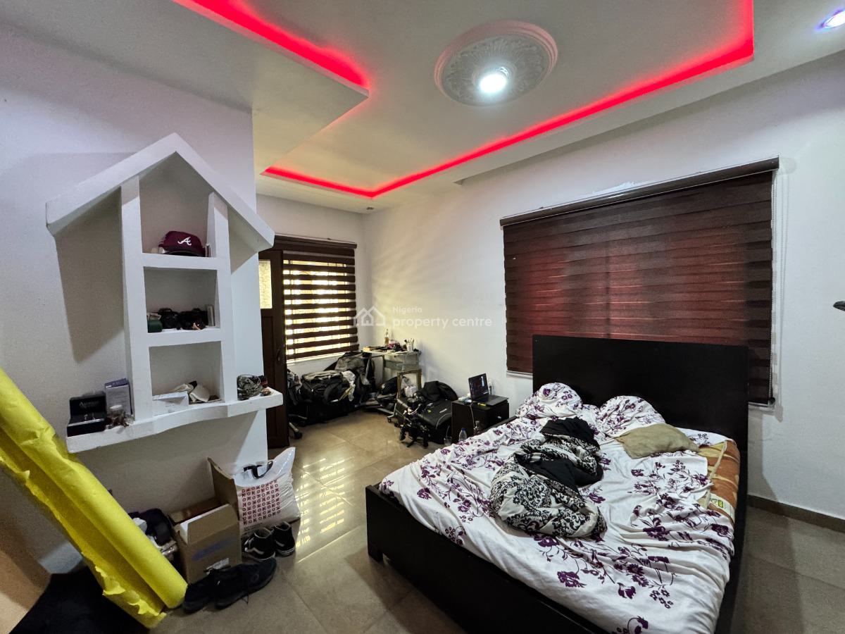 Upgraded 4 Bedrooms Duplex, Corner Unit, Lekki Paradise 2 Estate, By Chevron Alternative, Lekki Phase 1, Lekki, Lagos, Terraced Duplex for Sale