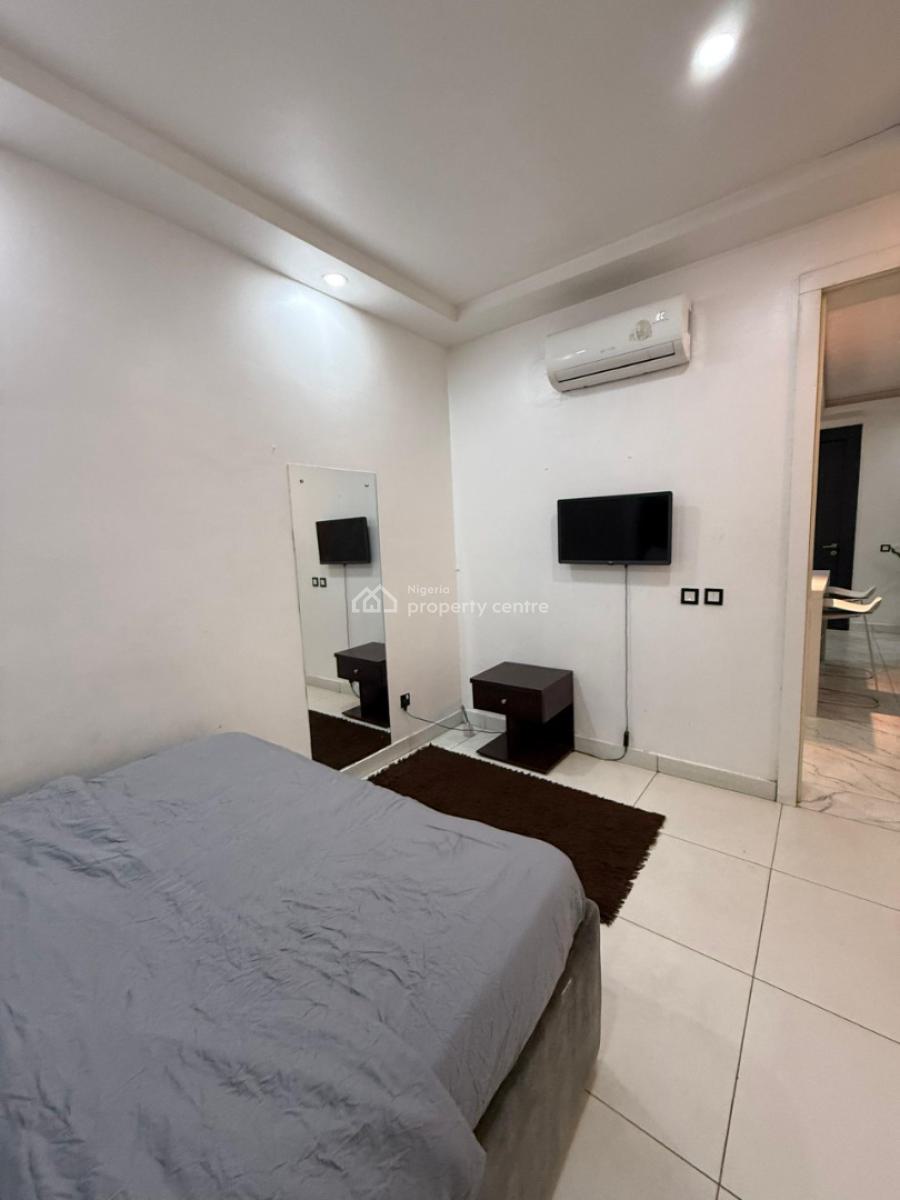 Lovely Two Bedrooms Penthouse with Snooker, Chisco, Ikate, Lekki, Lagos, Flat / Apartment Short Let