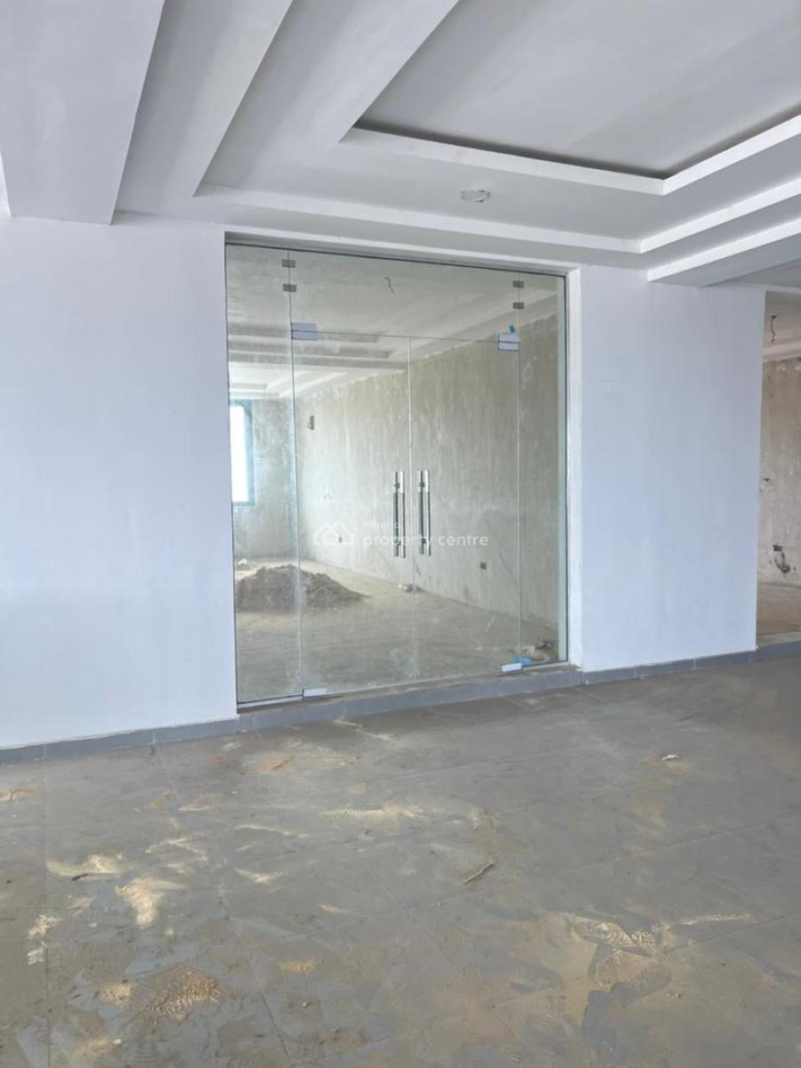 Shopping Mall, Ologolo, Lekki, Lagos, Plaza / Complex / Mall for Sale