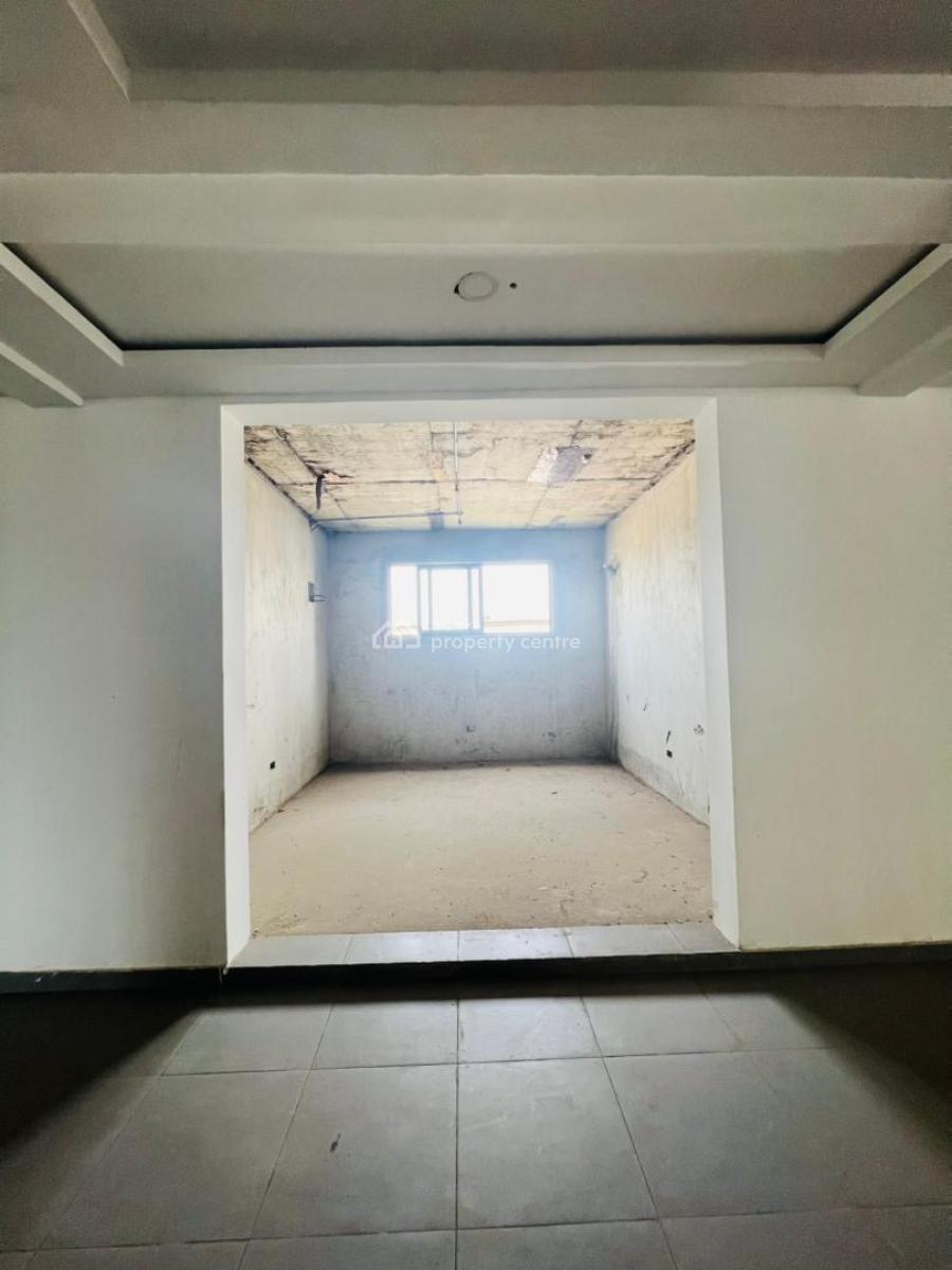 Shopping Mall, Ologolo, Lekki, Lagos, Plaza / Complex / Mall for Sale