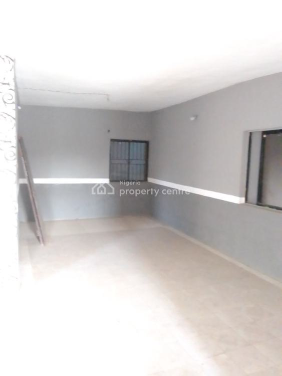 For Rent 3 Bedroom Flat, Adenson, Lasu Igando Road, Ojo, Lagos 3 Beds, 3 Baths (Ref 2276280)