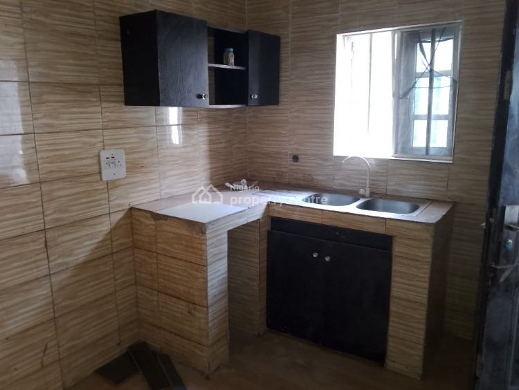 Three Bedroom Flat, Fo1 Layout, Kubwa, Abuja, Flat / Apartment for Rent