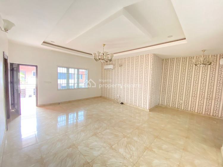 a Well Built Serviced 2 Bedrooms Flat, Diplomatic Zone, Katampe Extension, Katampe, Abuja, Flat / Apartment for Rent