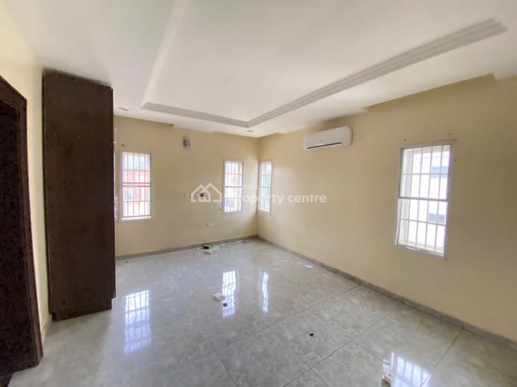 a Well Built Serviced 2 Bedrooms Flat, Diplomatic Zone, Katampe Extension, Katampe, Abuja, Flat / Apartment for Rent