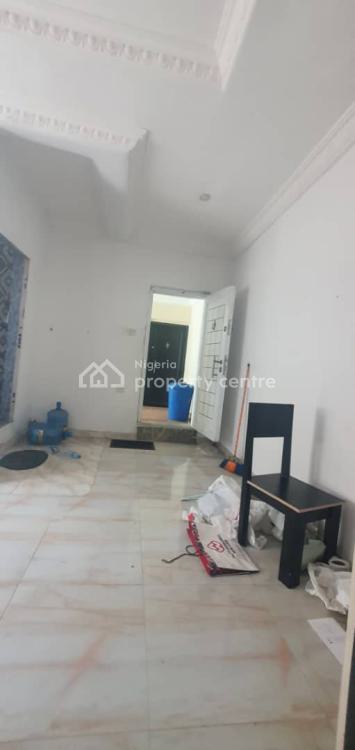 Lovely & Very Spacious 1 Room Self-contain Flat, Alagomeji, Yaba, Lagos, Self Contain (single Rooms) for Rent