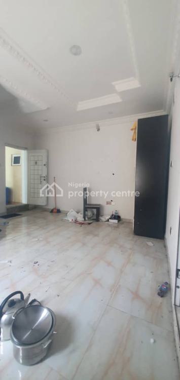 Lovely & Very Spacious 1 Room Self-contain Flat, Alagomeji, Yaba, Lagos, Self Contain (single Rooms) for Rent