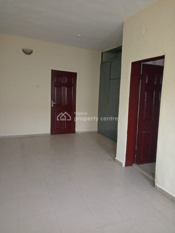 For Rent 3 Bedroom Flat Ensuite With Guests Toilet, Oja Oba, Abule