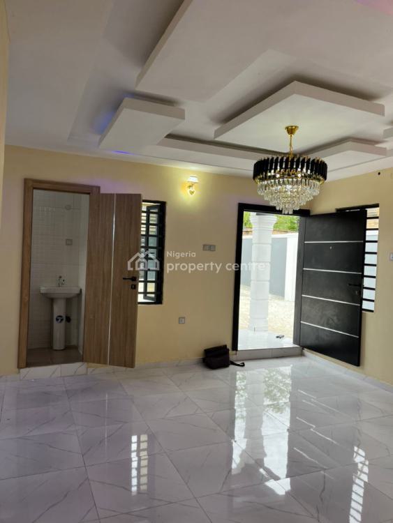 Beautifully Finished 3 Bedroom Bungalow with  a Room Bq, Adelaja Estate, Illetuntun Nihort Off, Jericho, Ibadan, Oyo, Detached Bungalow for Sale