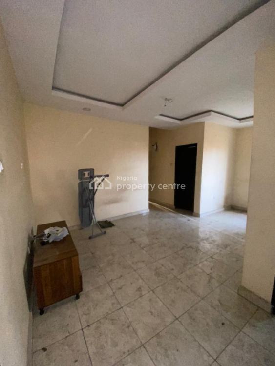 2 Bedroom Apartment, Charlie Boy, Gbagada, Lagos, Flat / Apartment for Sale