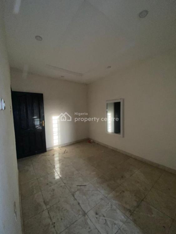2 Bedroom Apartment, Charlie Boy, Gbagada, Lagos, Flat / Apartment for Sale