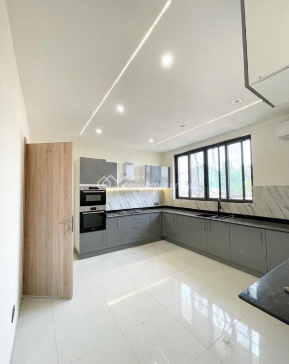 Exquisite 4 Bedroom Maisonette with Bq, Ikoyi, Lagos, Flat / Apartment for Sale