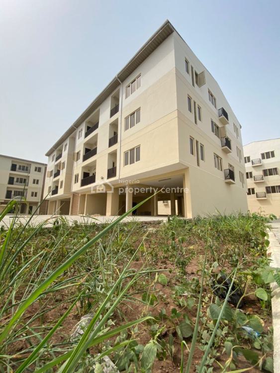 2 Bedroom Apartment, Beside Lagos Business School, Hi-tech Road, Ajah, Lagos, Block of Flats for Sale