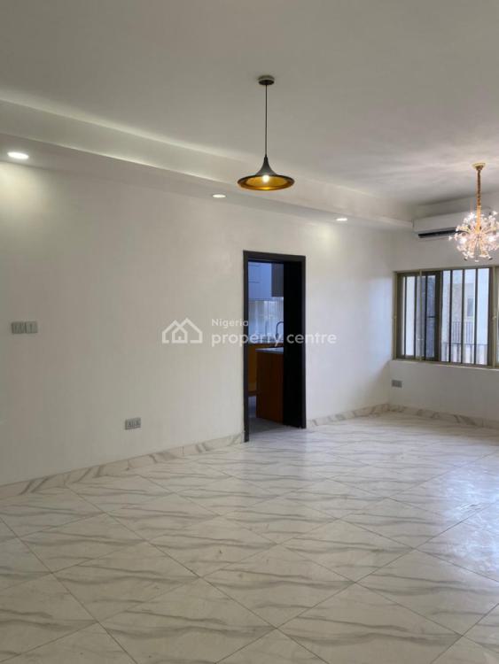 2 Bedroom Apartment, Beside Lagos Business School, Hi-tech Road, Ajah, Lagos, Block of Flats for Sale