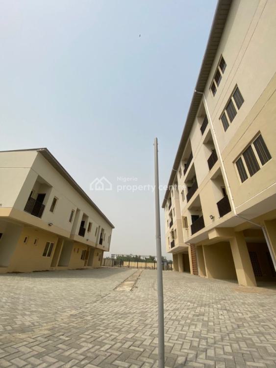 2 Bedroom Apartment, Beside Lagos Business School, Hi-tech Road, Ajah, Lagos, Block of Flats for Sale