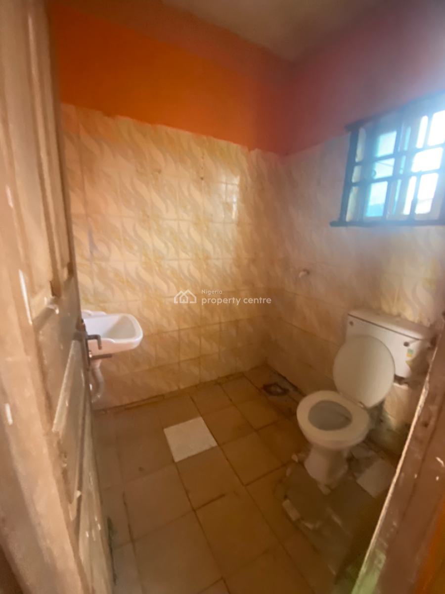 Luxuriously Nice Spacious Mini Flat Contain Apartment with Excellent, 13, Mojudu Road, Cari Court, Bogije, Ibeju Lekki, Lagos, Mini Flat (room and Parlour) for Rent