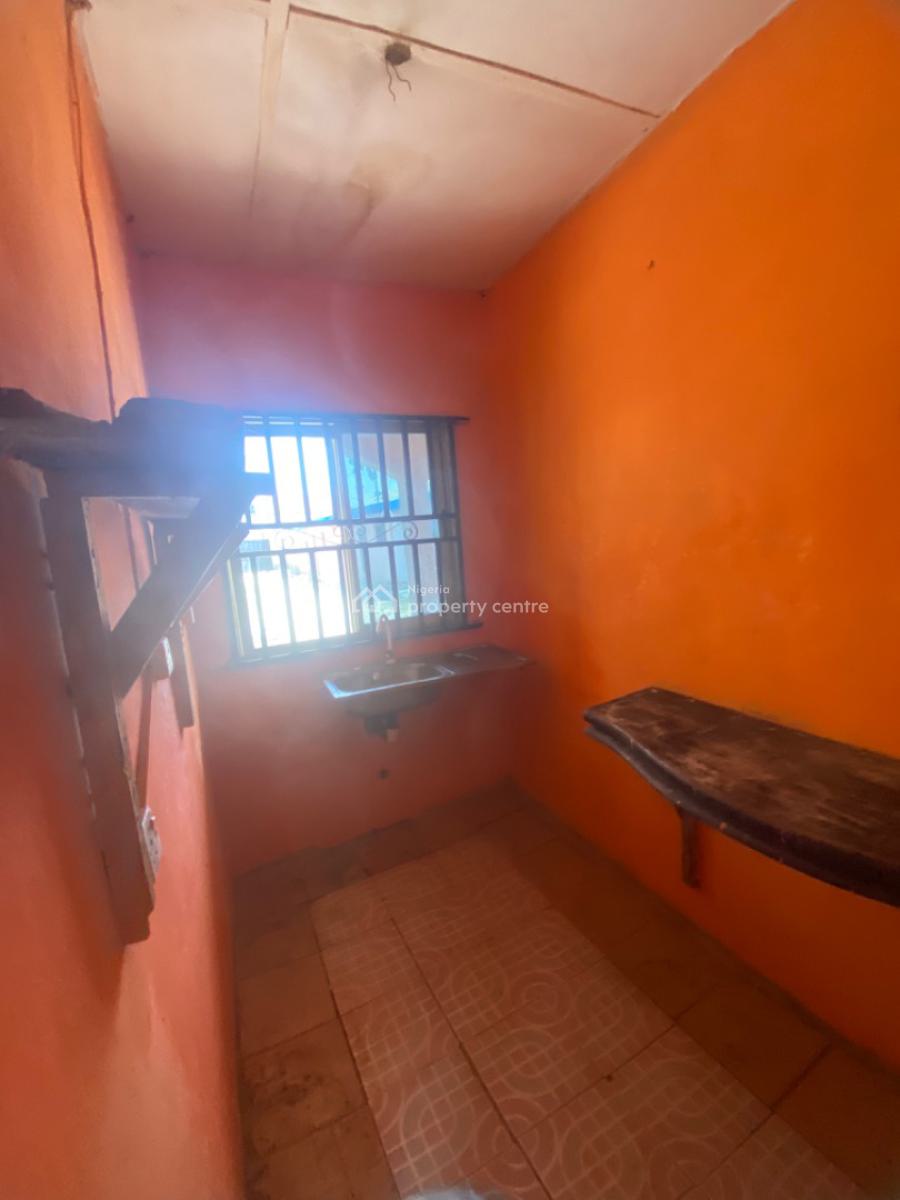 Luxuriously Nice Spacious Mini Flat Contain Apartment with Excellent, 13, Mojudu Road, Cari Court, Bogije, Ibeju Lekki, Lagos, Mini Flat (room and Parlour) for Rent