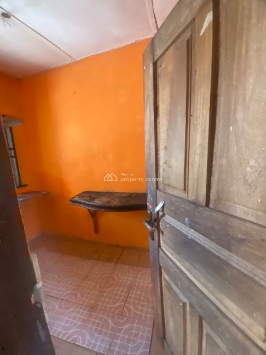 Luxuriously Nice Spacious Mini Flat Contain Apartment with Excellent, 13, Mojudu Road, Cari Court, Bogije, Ibeju Lekki, Lagos, Mini Flat (room and Parlour) for Rent